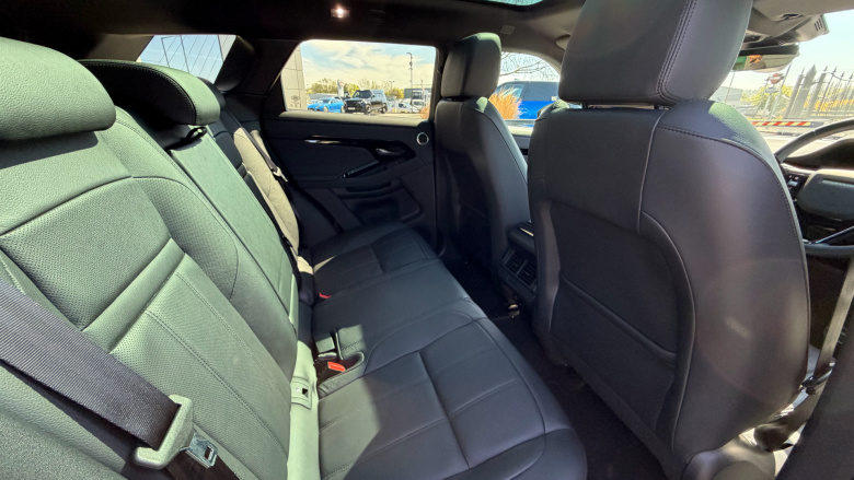 Land Rover Range Rover Evoque 2.0 D200 Dynamic SE 5dr Auto Diesel Hatchback
